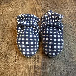 Zutano booties Buffalo check blue 12mo booties